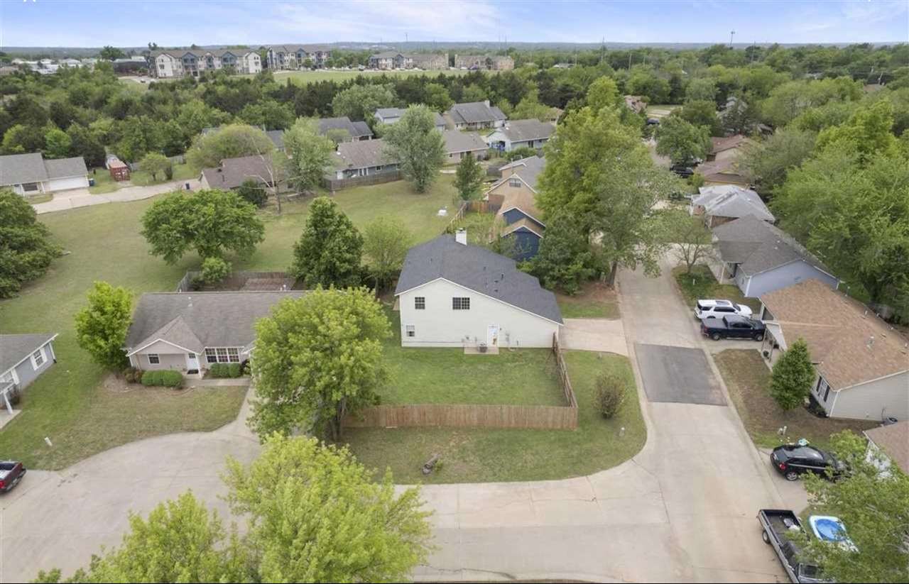 2209 E Post Oak Drive