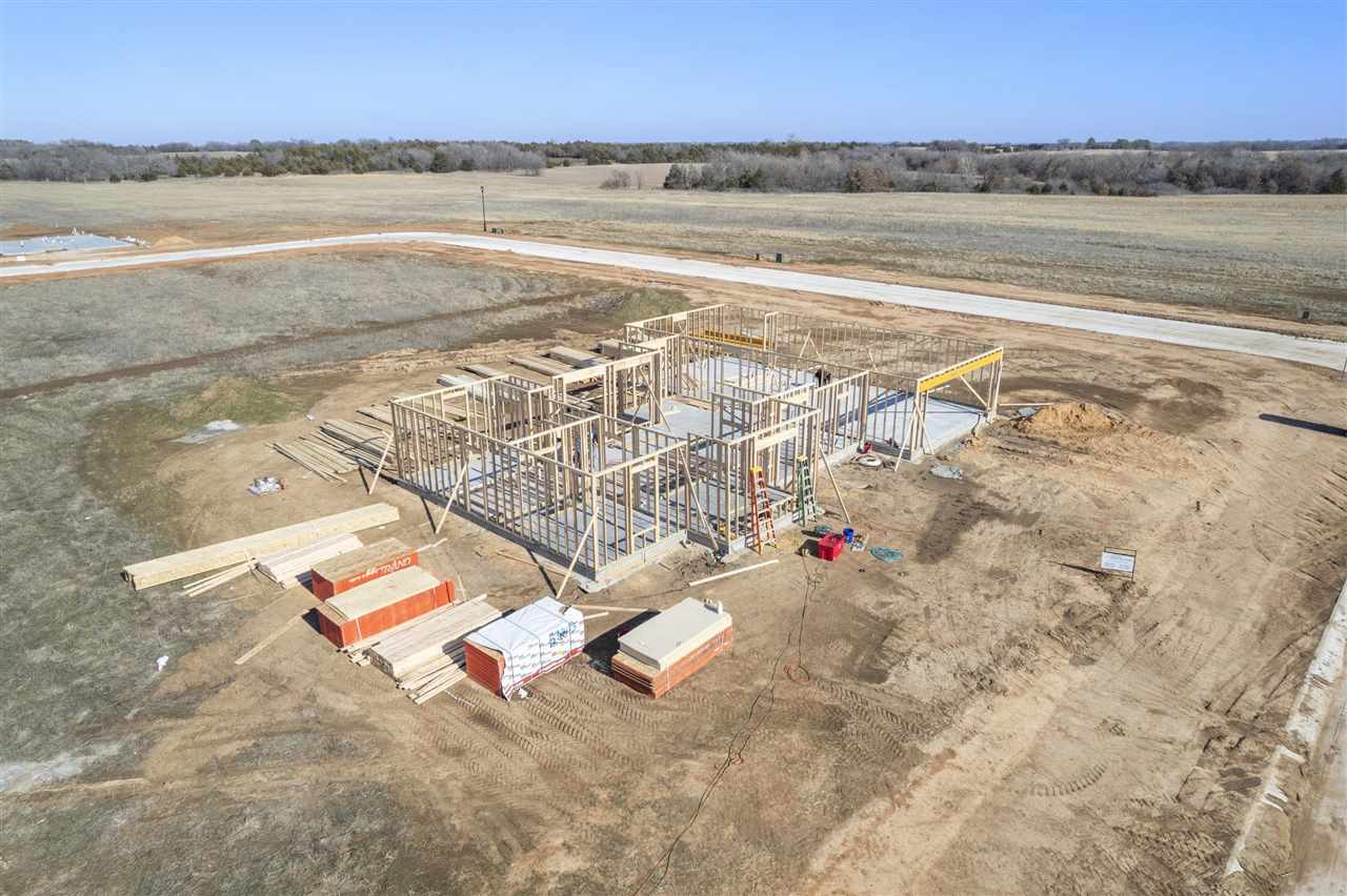 6011 E Bison Lane