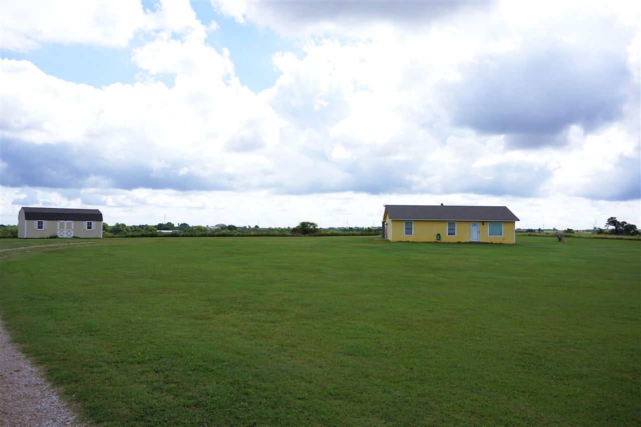 Listing Carousel Slide