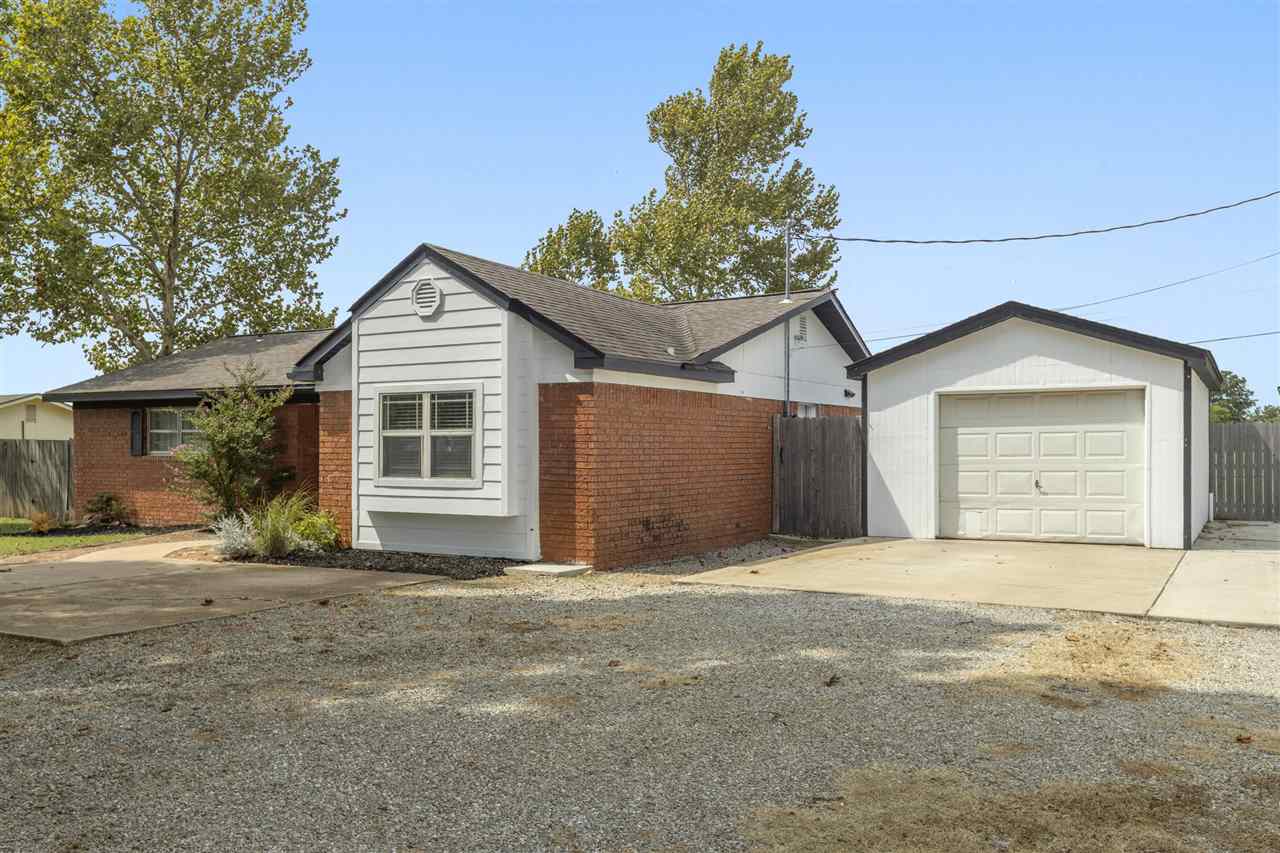 Listing Carousel Slide