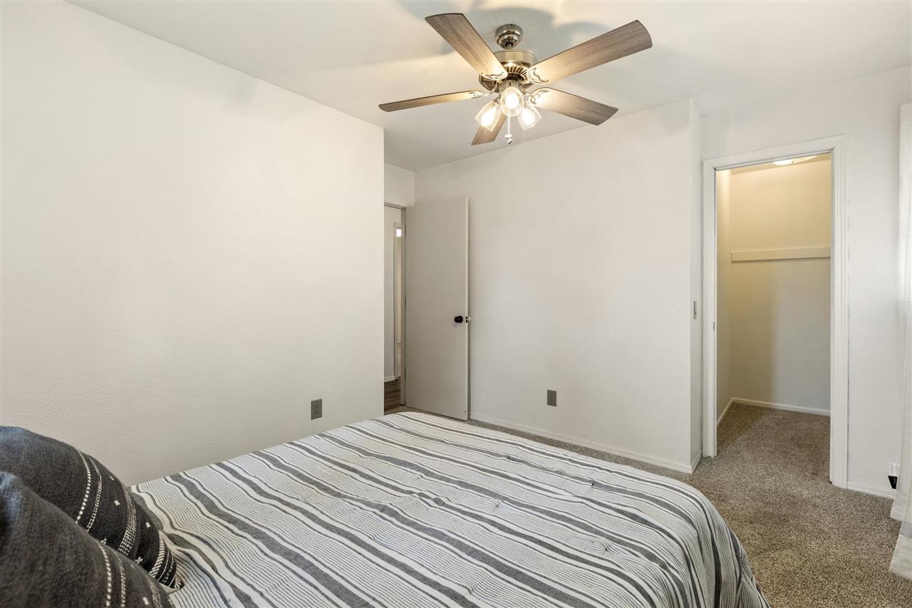 Listing Carousel Slide