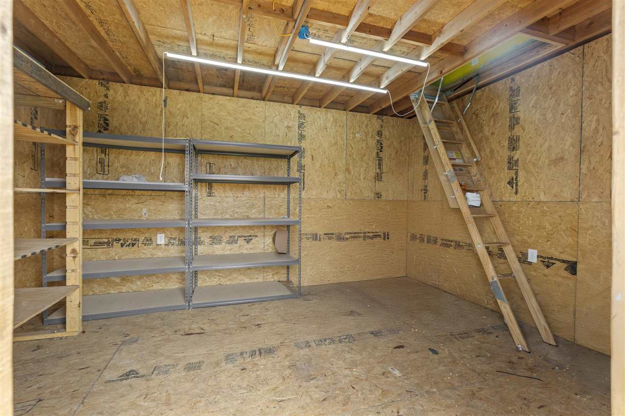 Listing Carousel Slide