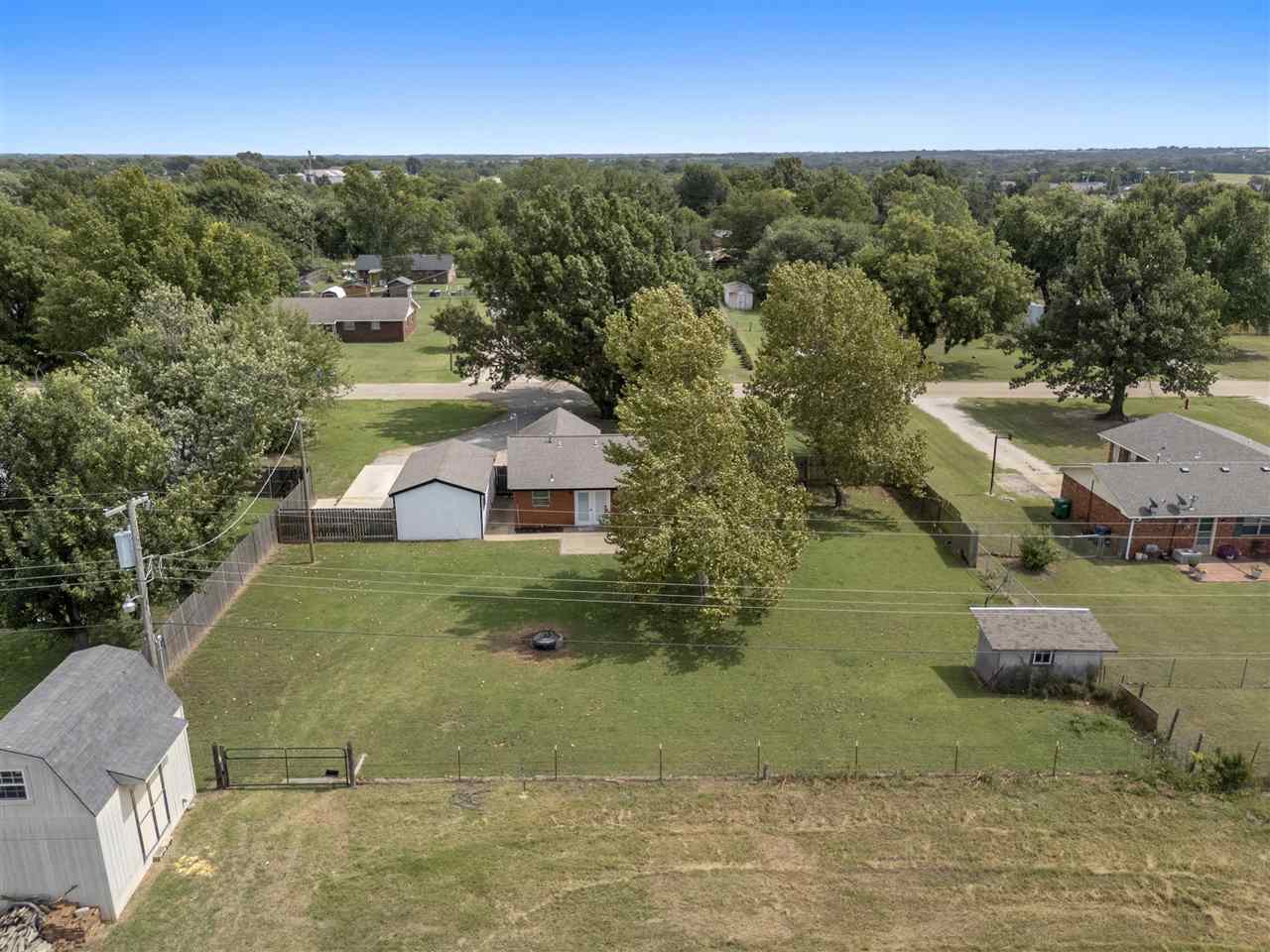 Listing Carousel Slide