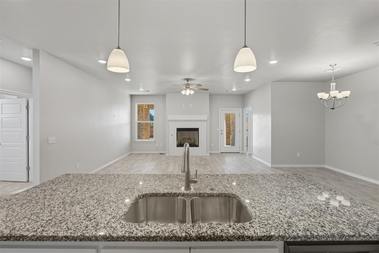 Listing Carousel Slide