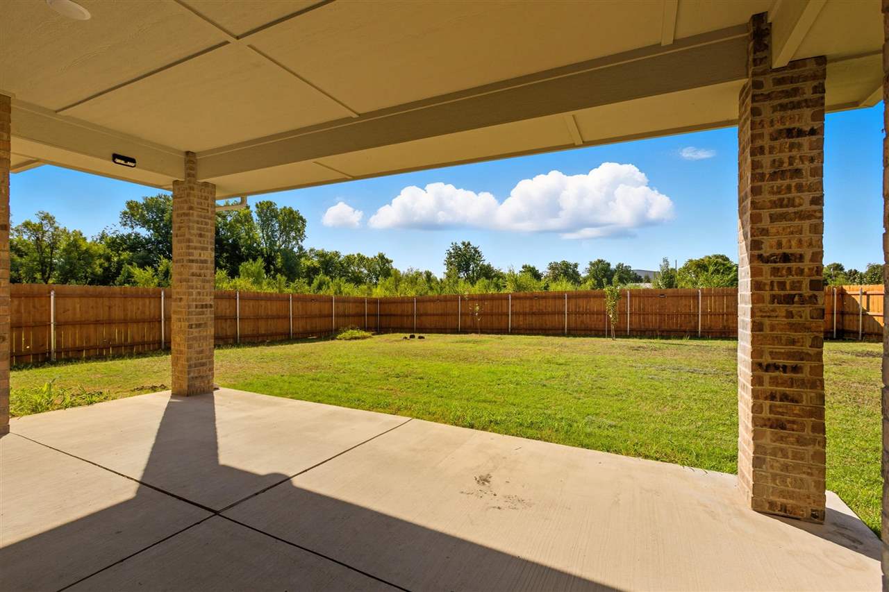 Listing Carousel Slide