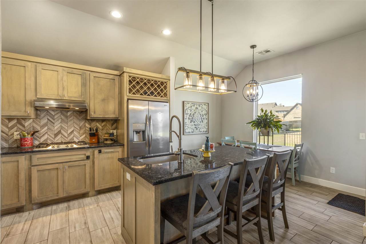 Listing Carousel Slide