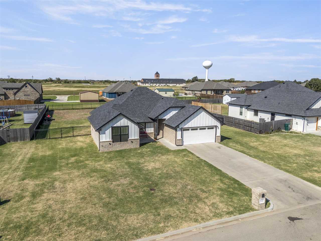 Listing Carousel Slide