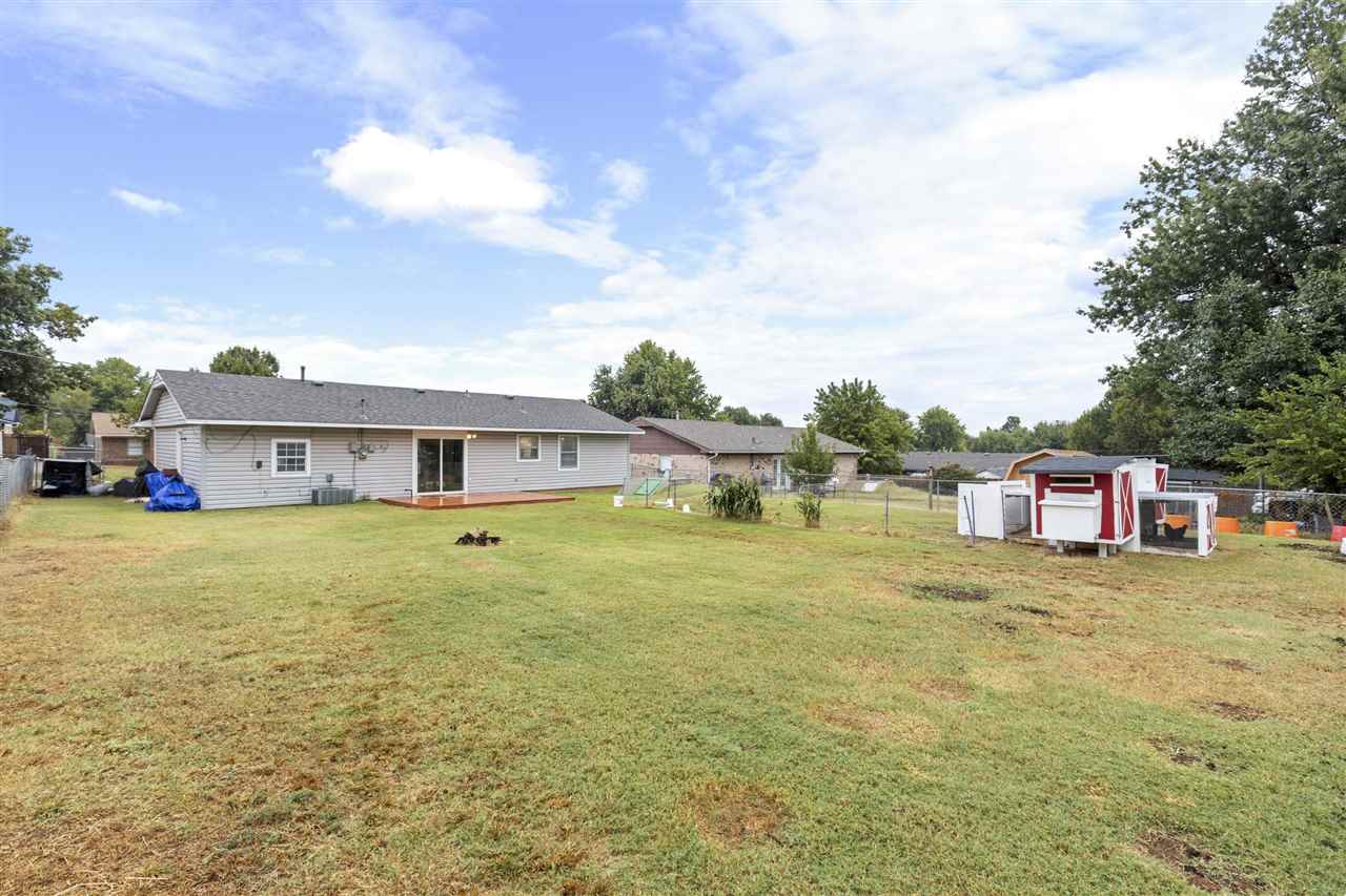 Listing Carousel Slide