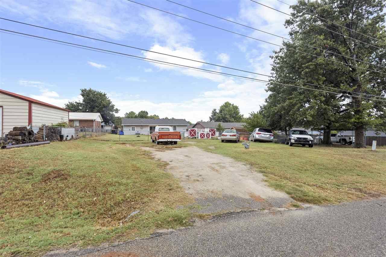 Listing Carousel Slide