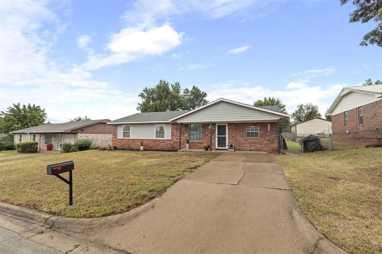 Listing Carousel Slide