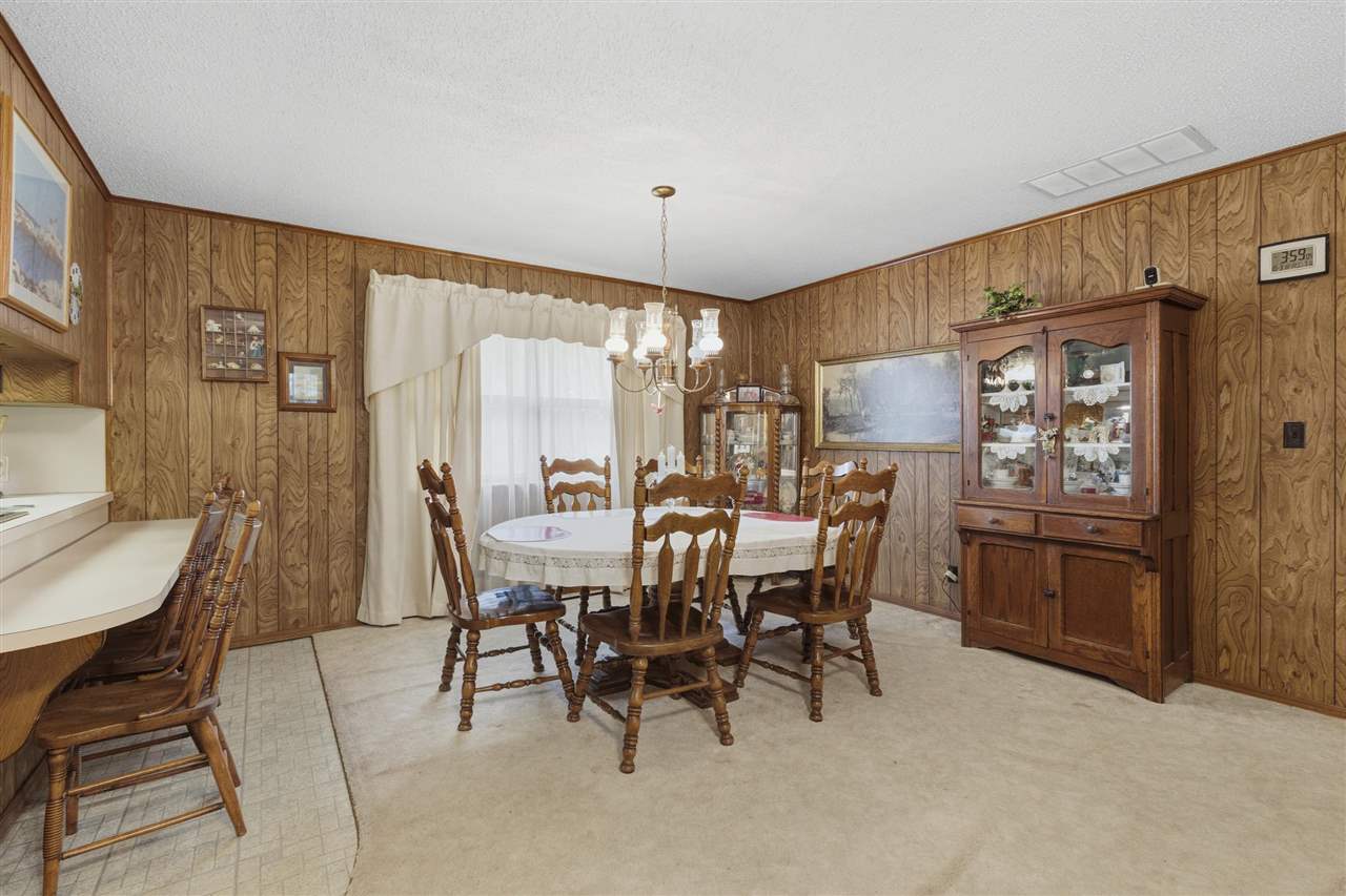 Listing Carousel Slide