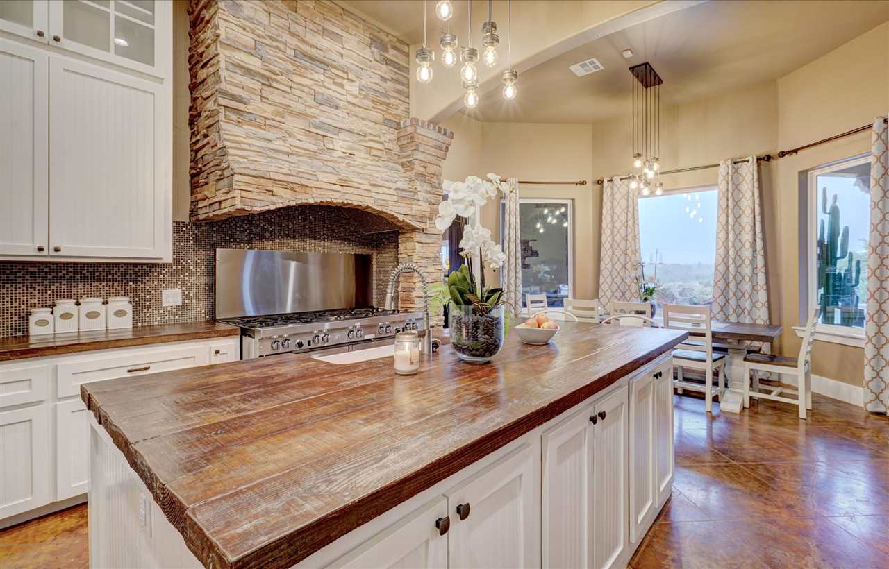 4417 Laguna Lane