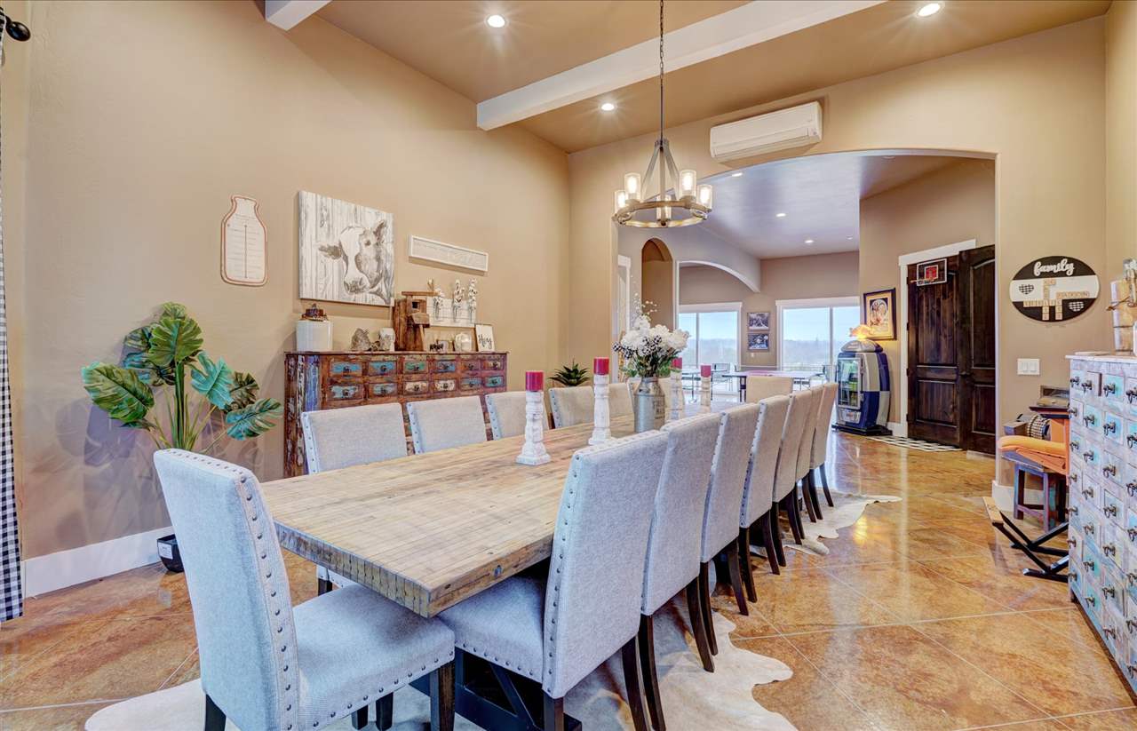 4417 Laguna Lane