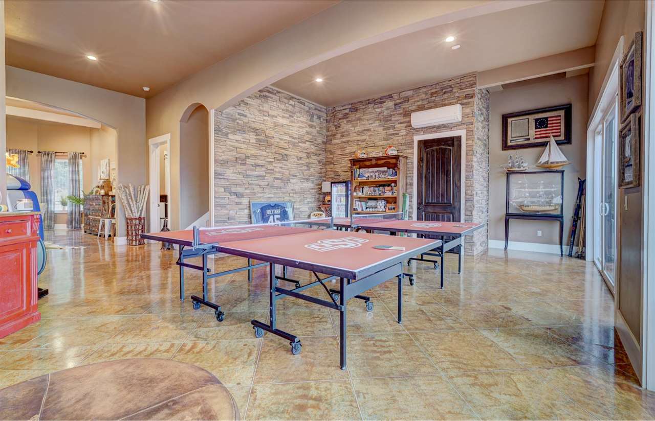 4417 Laguna Lane