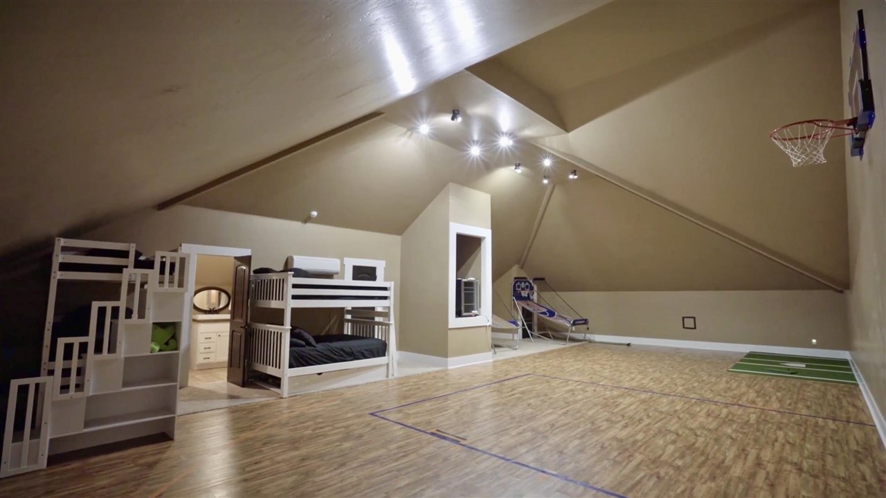 4417 Laguna Lane