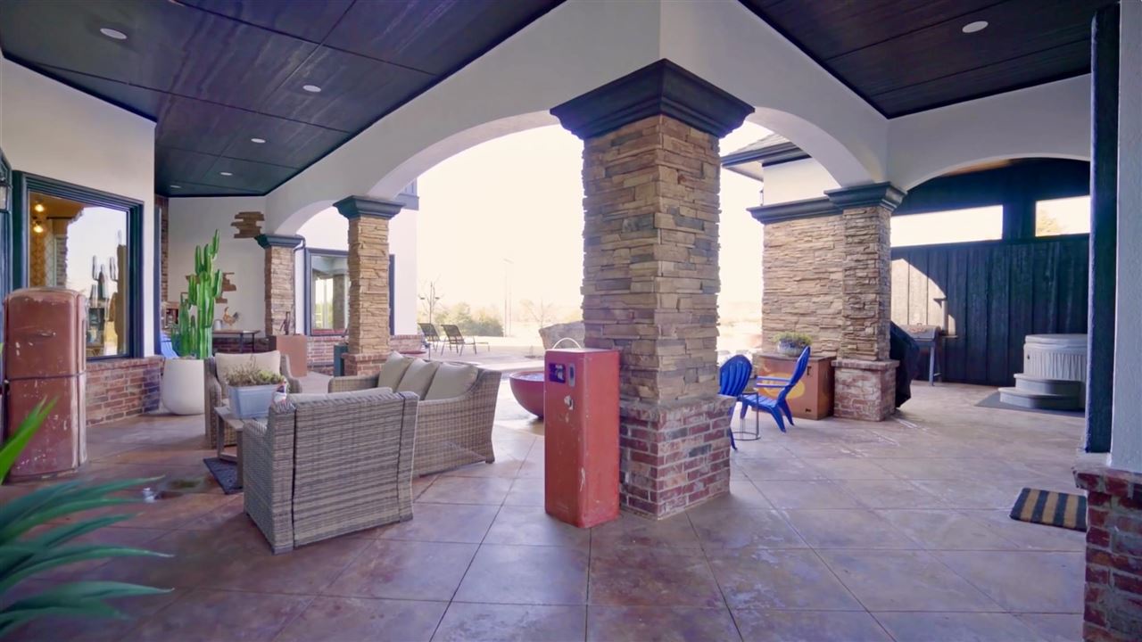 4417 Laguna Lane