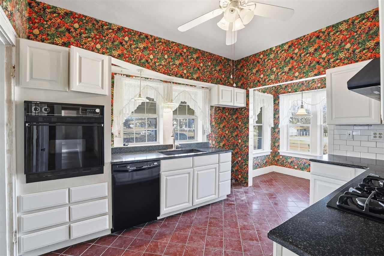 Listing Carousel Slide