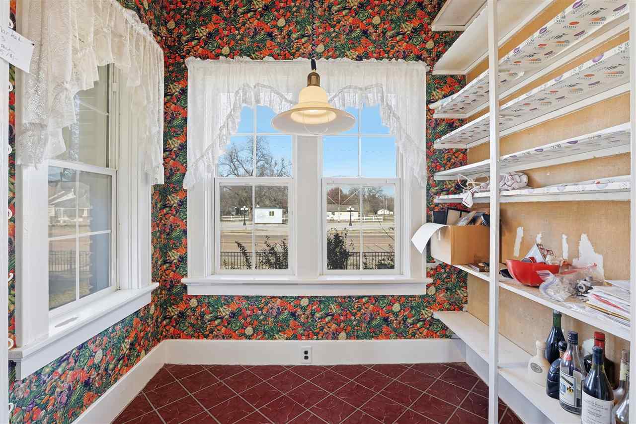 Listing Carousel Slide