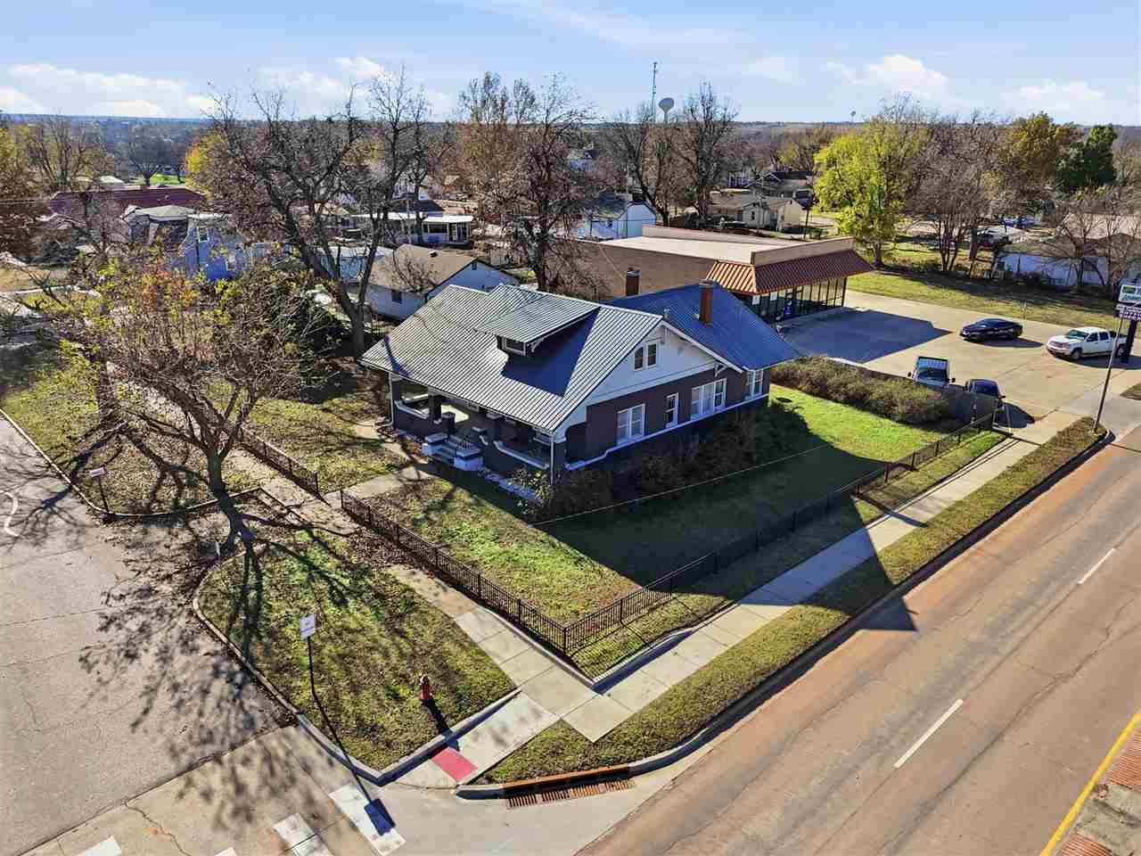 Listing Carousel Slide