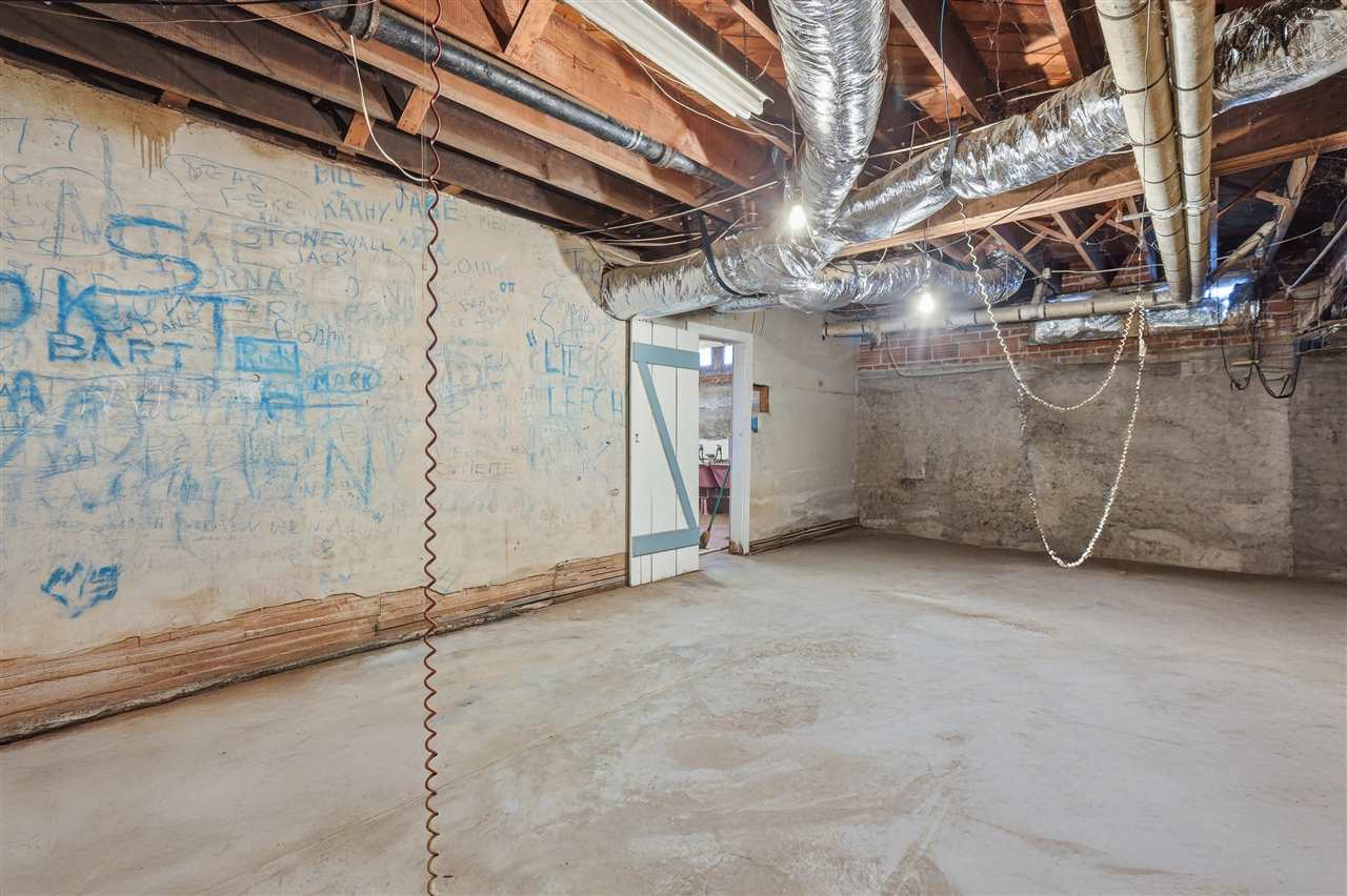 Listing Carousel Slide