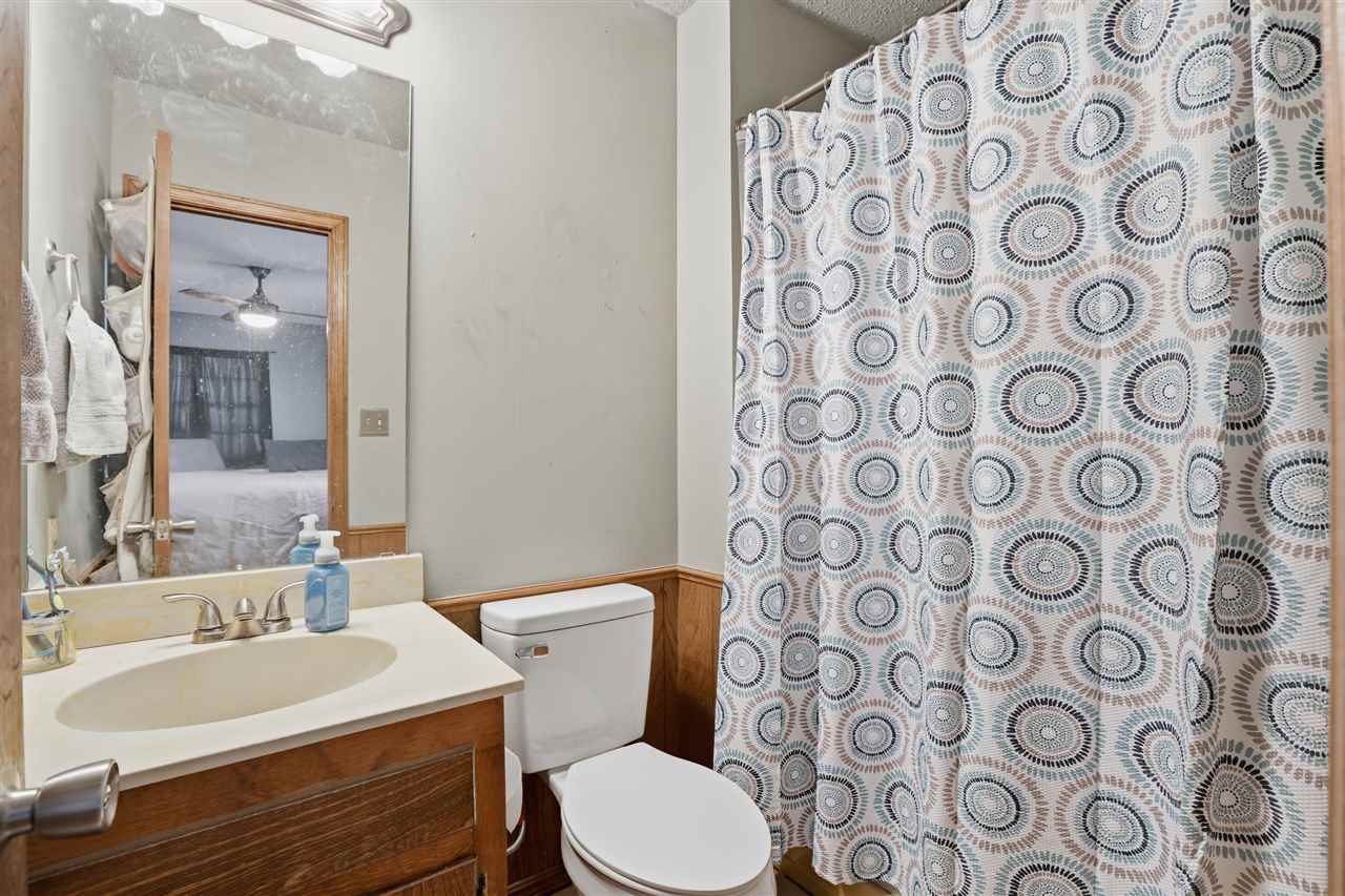 Listing Carousel Slide