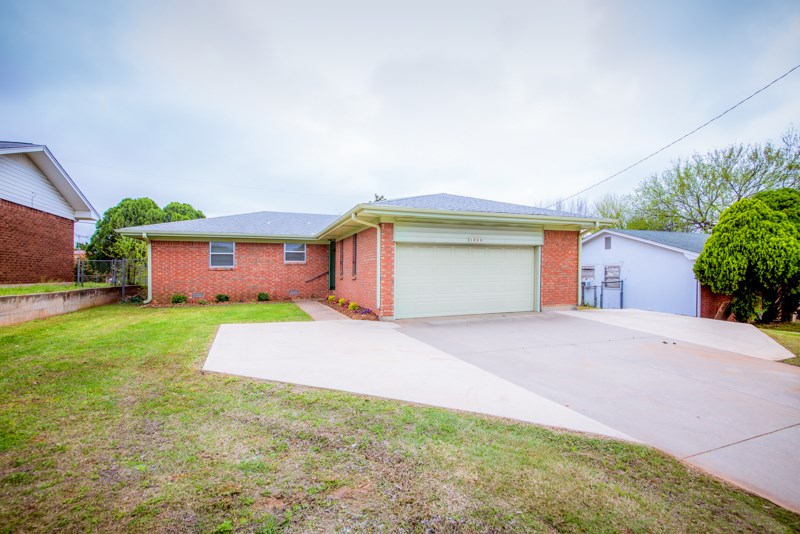 1023 E Virginia Avenue