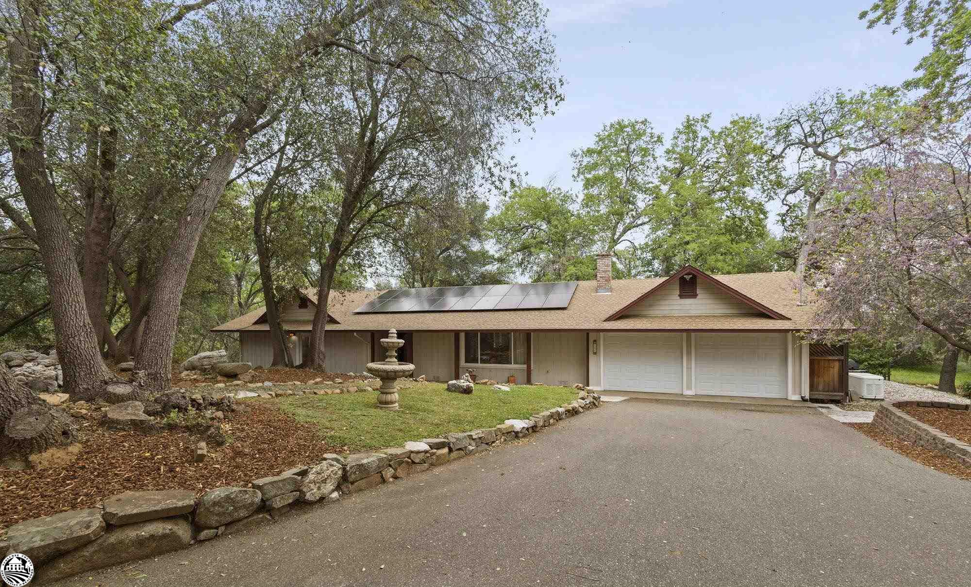 121 Gatewood Dr, Sonora, CA 95370