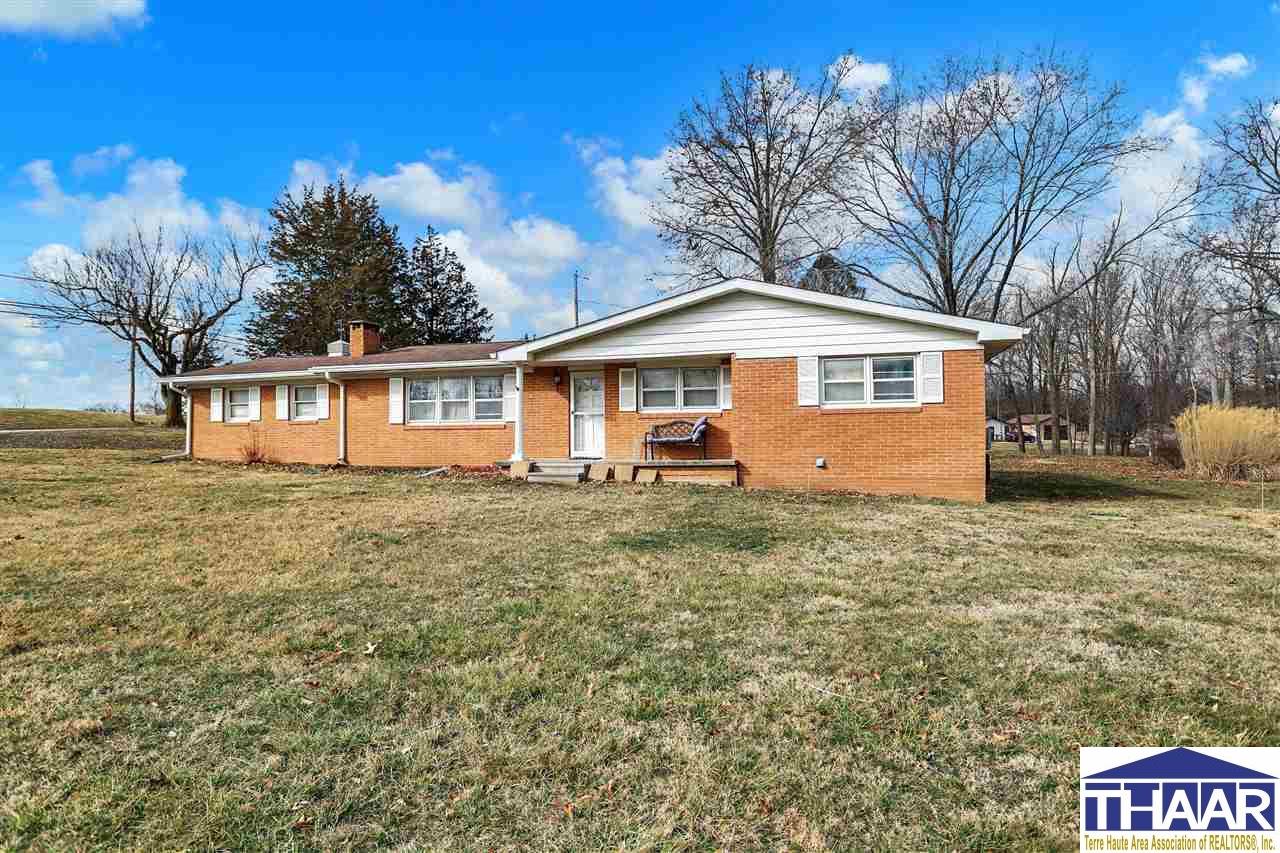 5441 Sarah Myers Drive, West Terre Haute, IN 47885