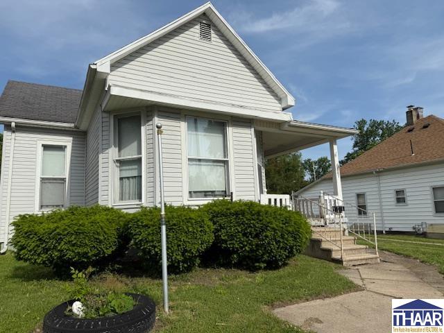 Calling all investors and renovators! This 2-bedroom, 1-bath home in Clinton is brimming with potential and ready for a makeover. Featuring a spacious kitchen and a functional floor plan, this property offers a solid foundation for a flip, rental, or starter home project. Some TLC is needed, but the possibilities are endless. Whether you're looking for your next flip or a long-term hold, this is an opportunity you don't want to miss. Call a realtor to see!
