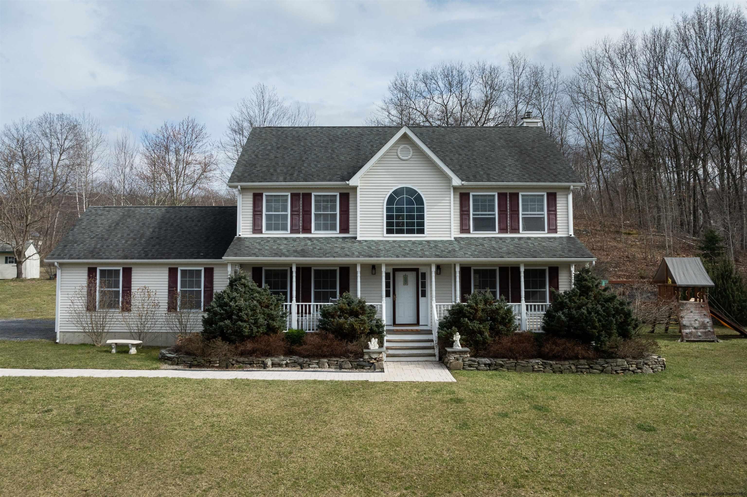 21 Spring Meadow Court, Highland, NY 