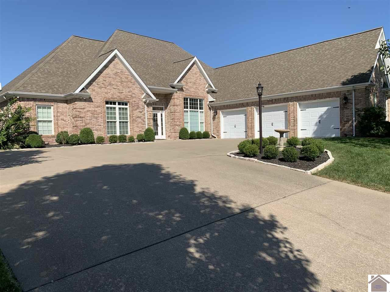 220 Forest Ridge Cove, Paducah, KY 42003 Listing Photo  1