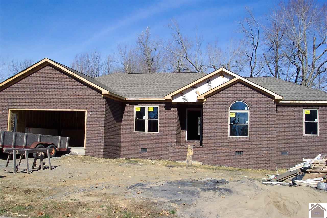 130 Meadow Ridge Drive, Paducah, KY 42003 Listing Photo  1