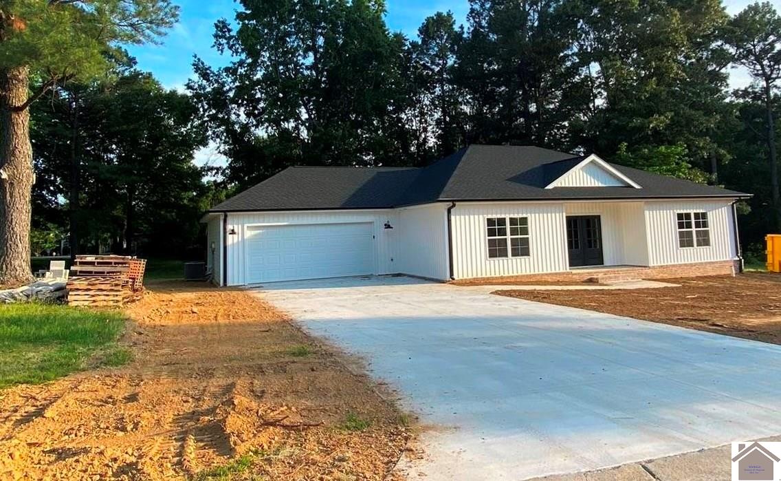 1240 Masters Drive, Mayfield, KY 42066 Listing Photo  1