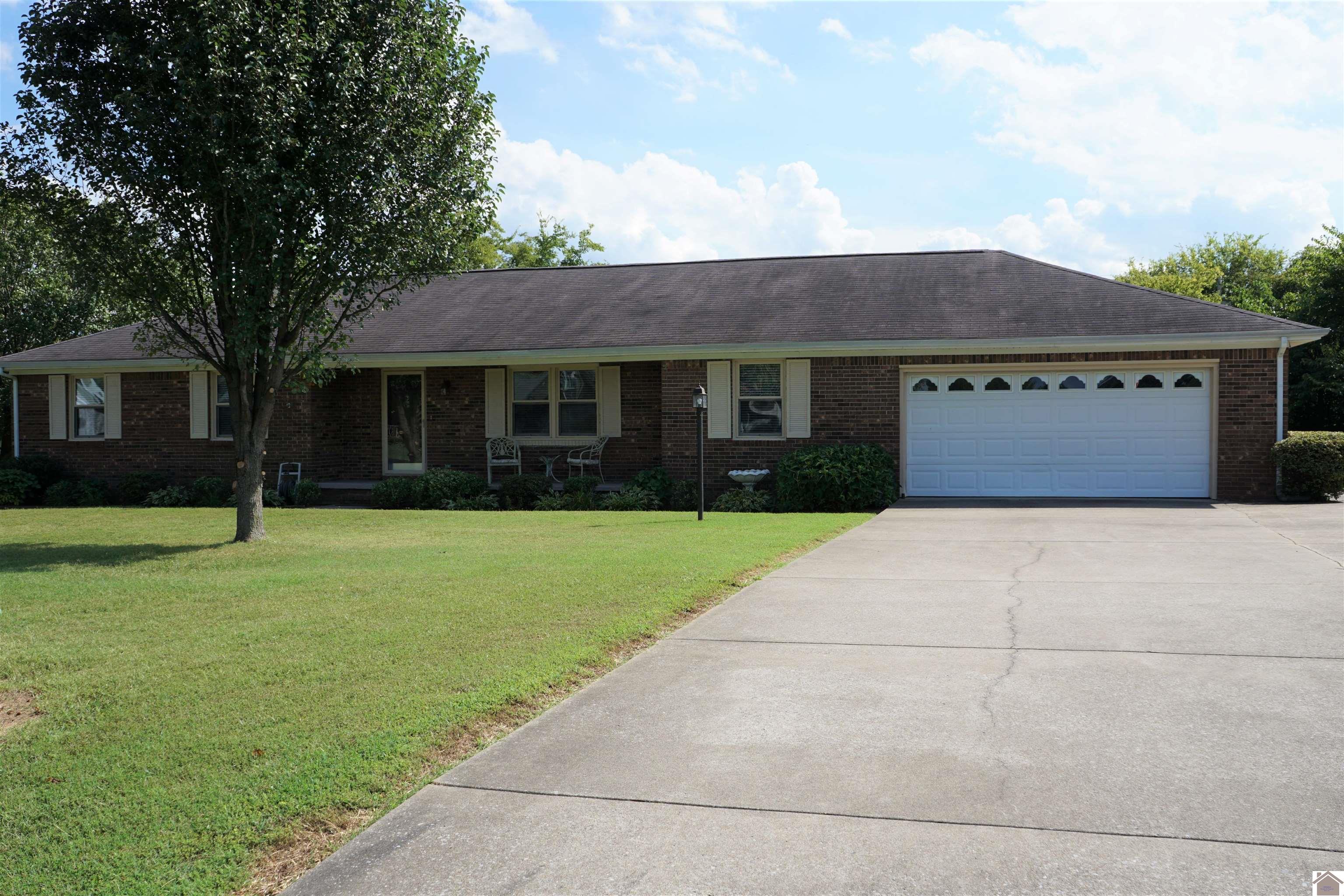 270 Geraldine Drive Paducah KY 42003 Sold