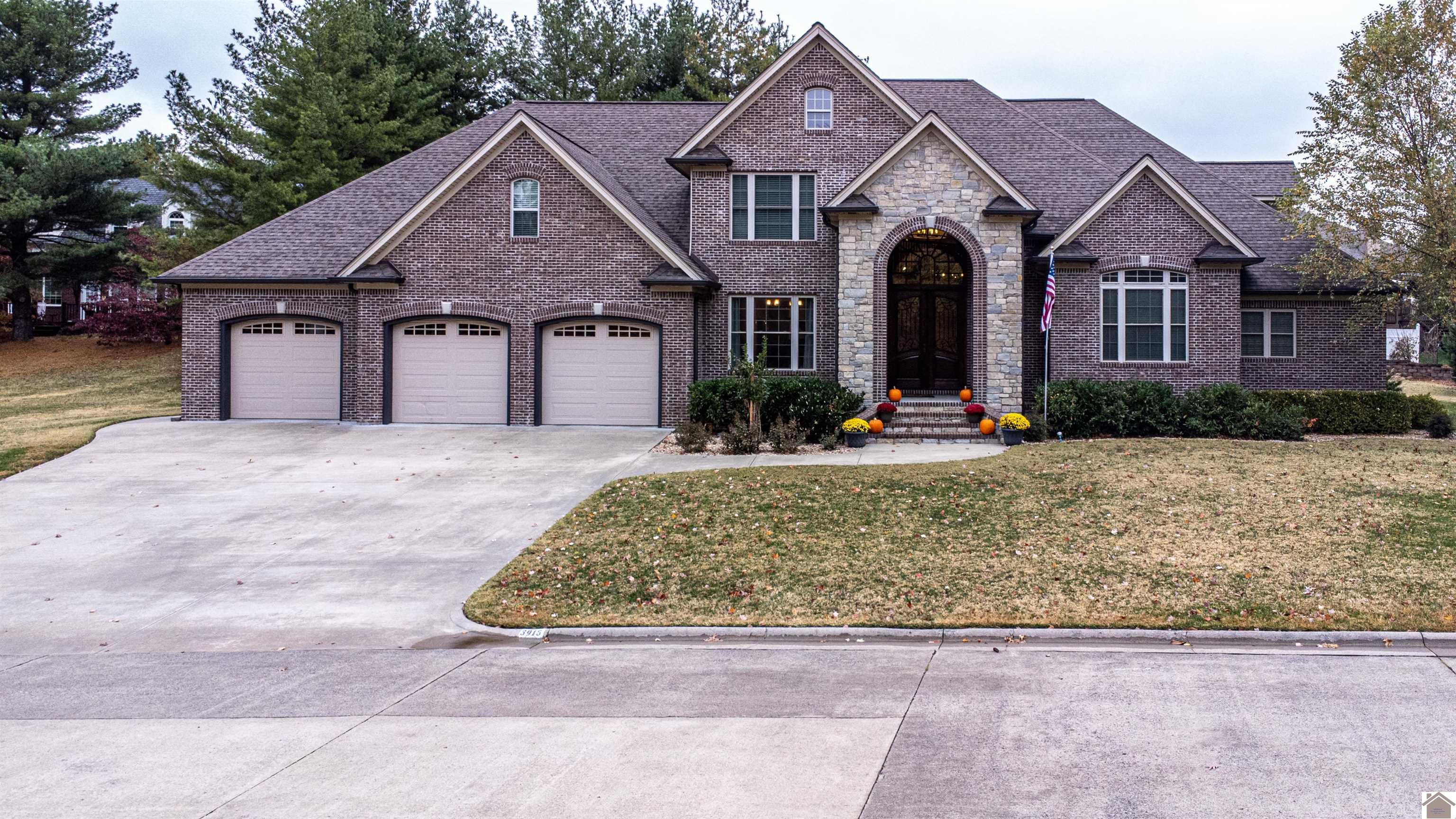 3915 Londonderry Lane, Paducah, KY 42001 Listing Photo  1