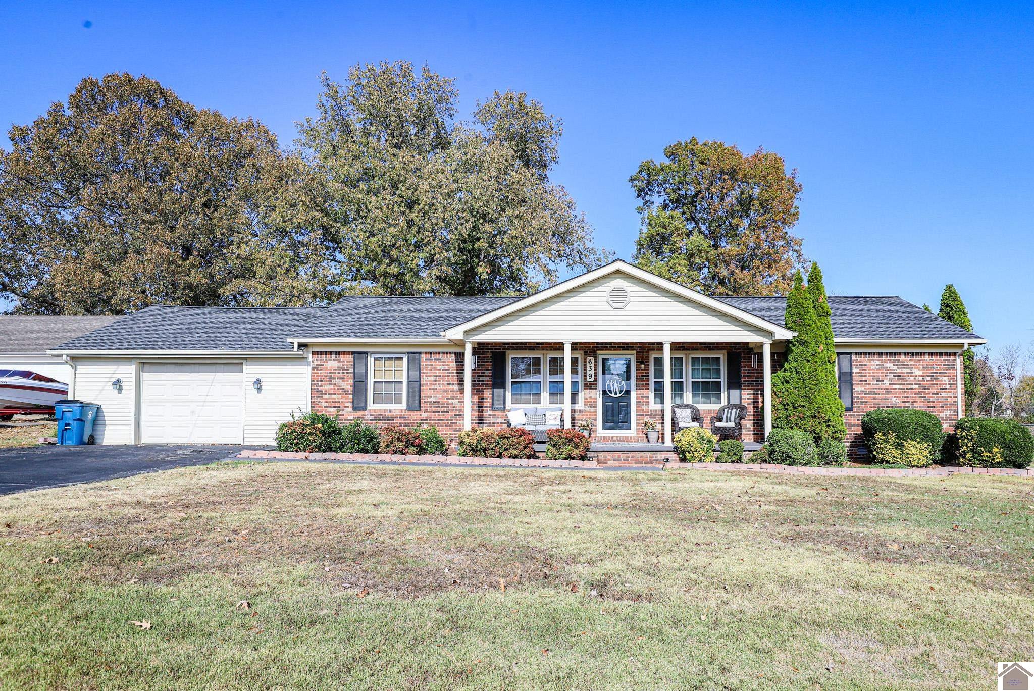 639 Holly Dr Paducah KY 42003 Sold