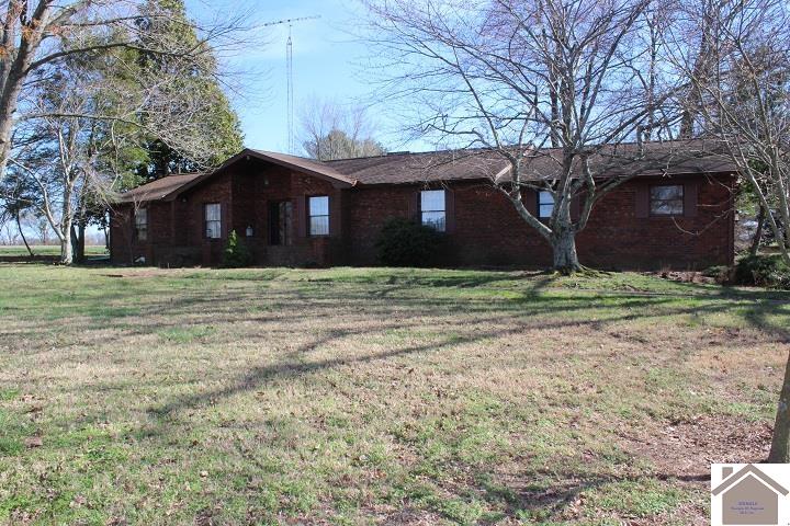 2963 ST RT 83, Mayfield, KY 42066