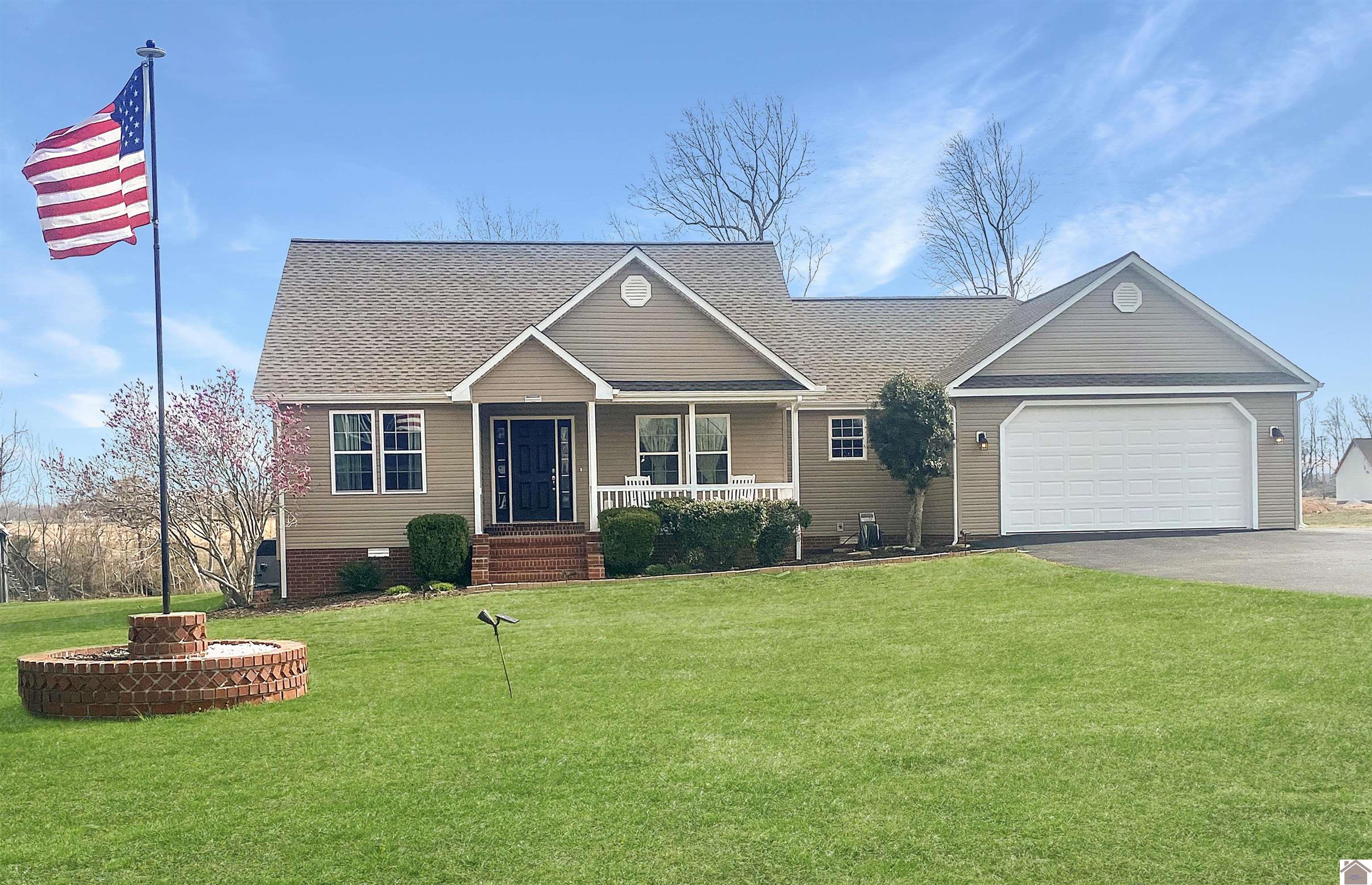 78 Oak Shadow Lane, Benton, KY 42025