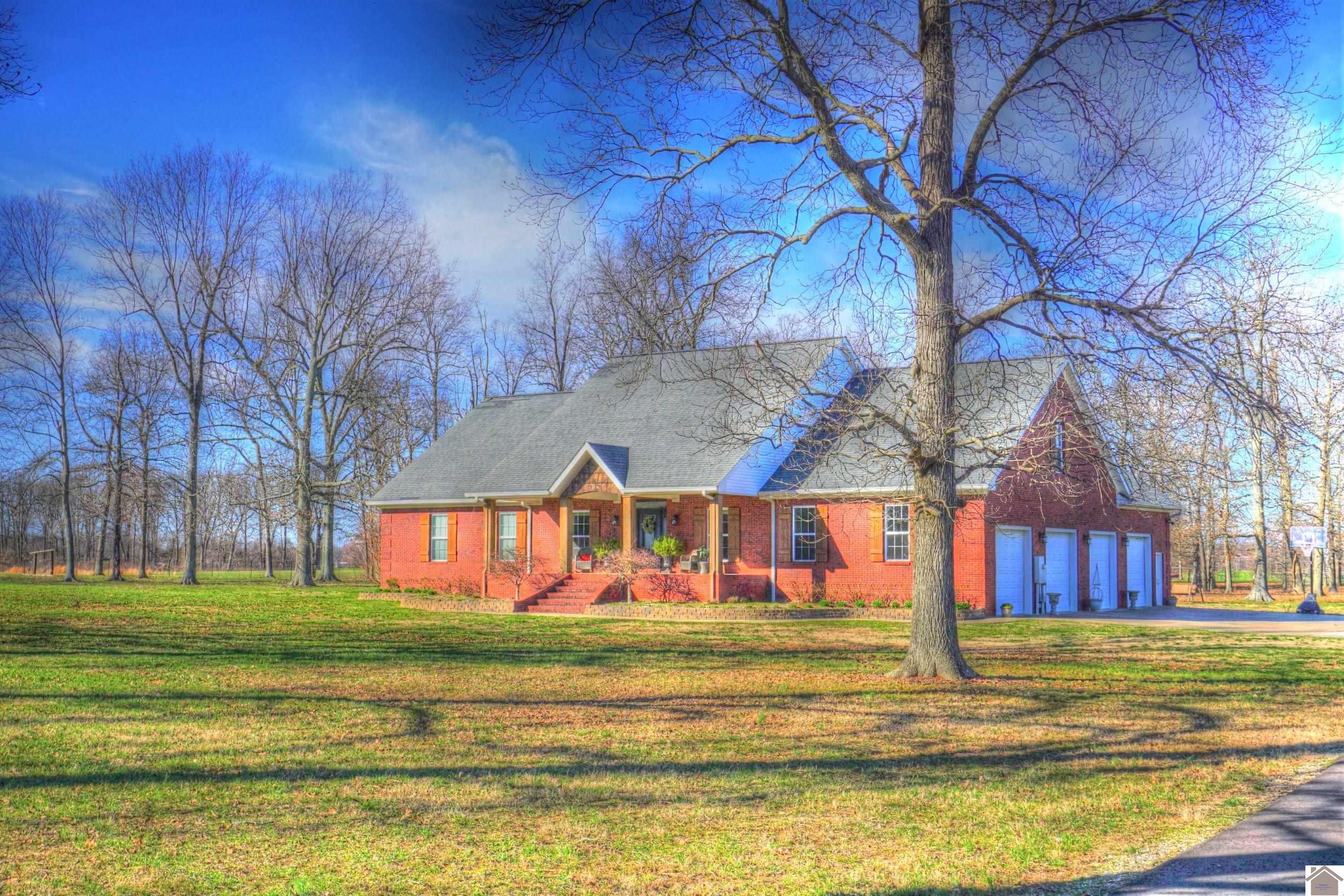 3752 State Route 121 North, Murray, KY 42071