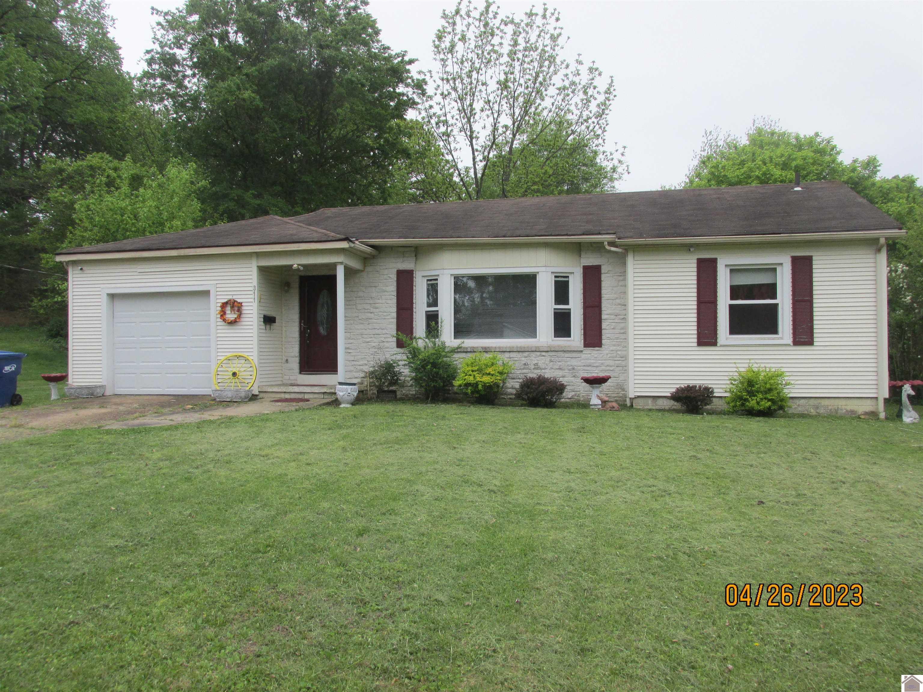 311 W 14th Street, Benton, KY 42025