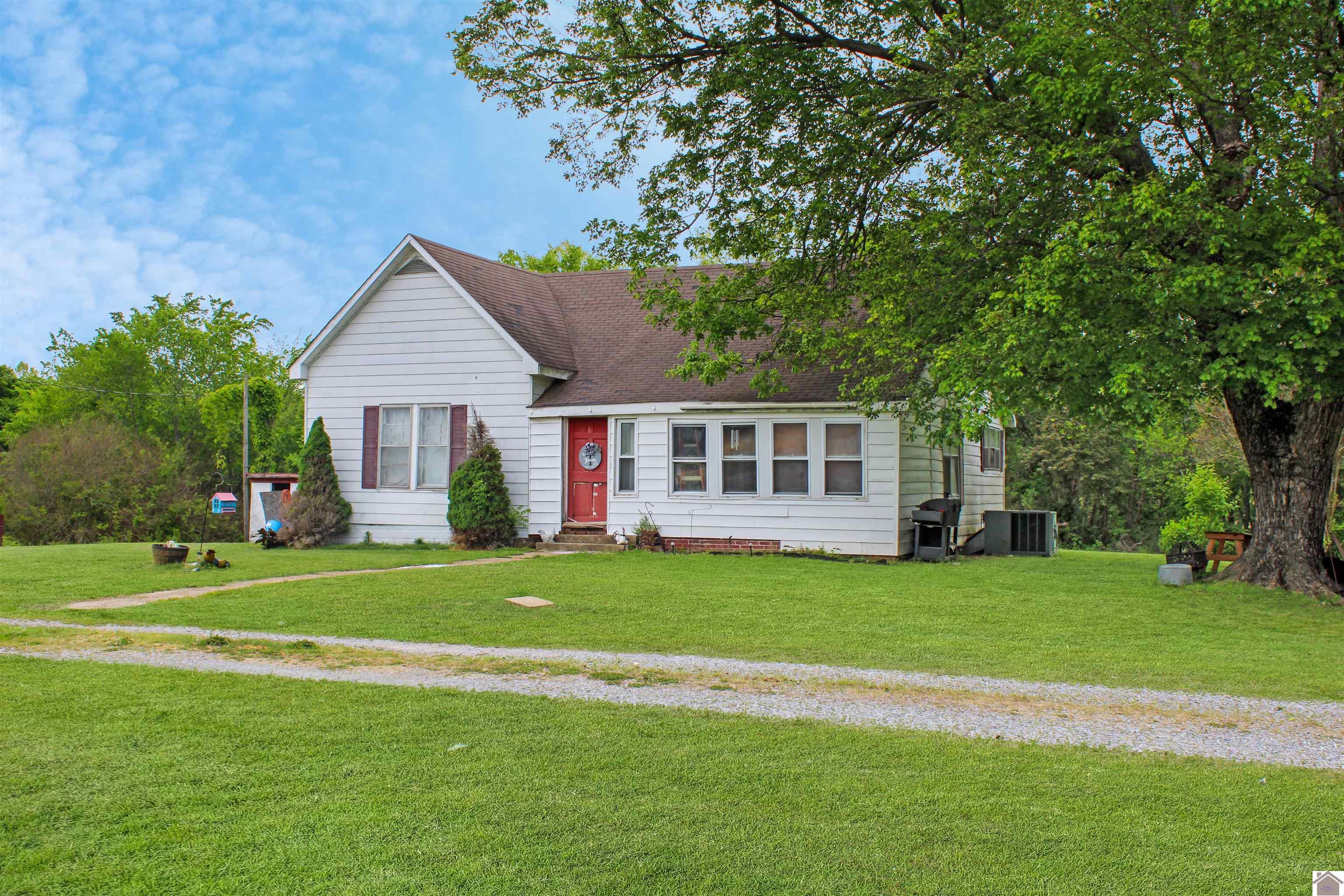3644 State Route 1748 W., Mayfield, KY 42066