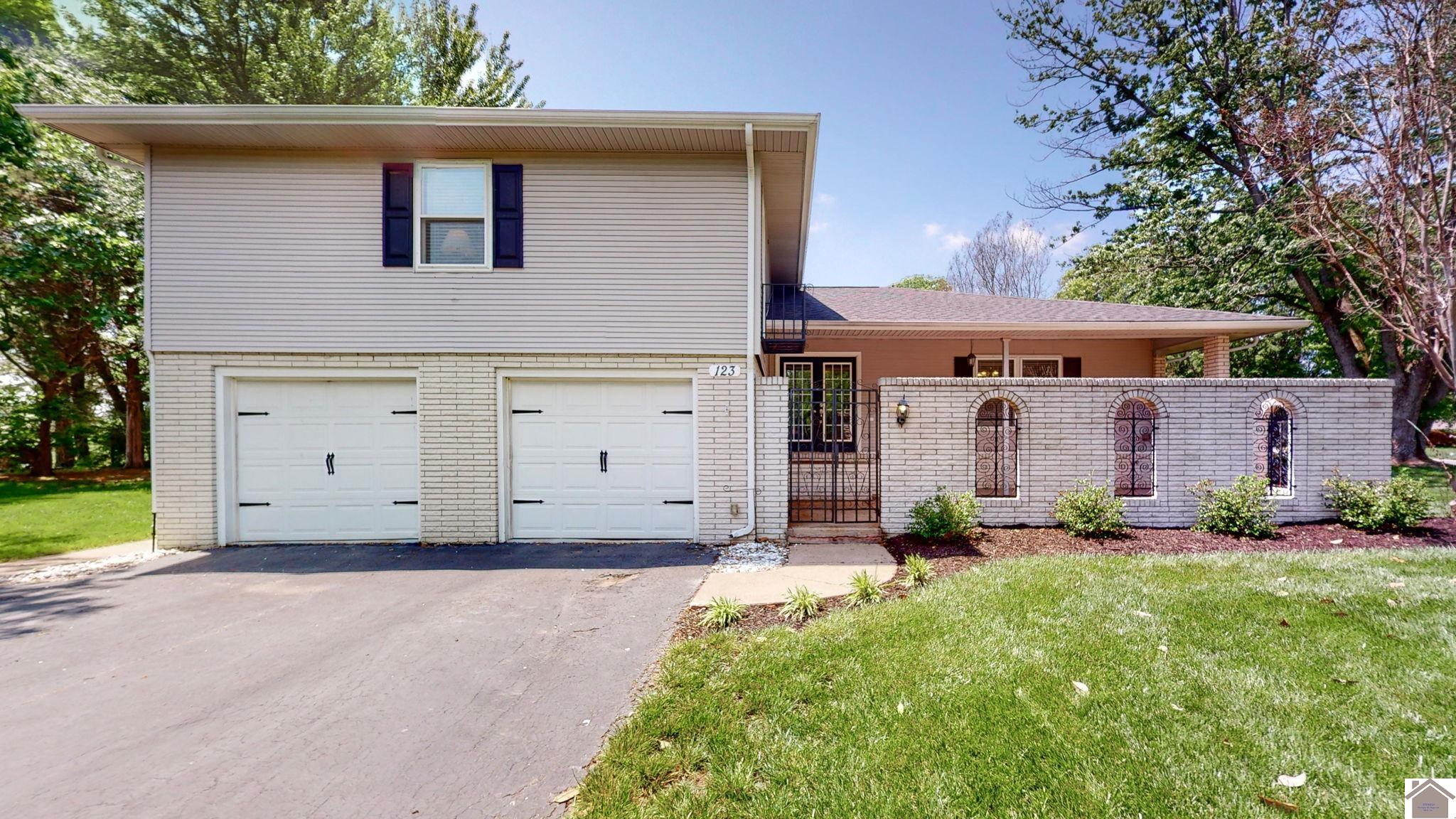 123 Golf Cart Drive, Mayfield, KY 42066 Listing Photo  1
