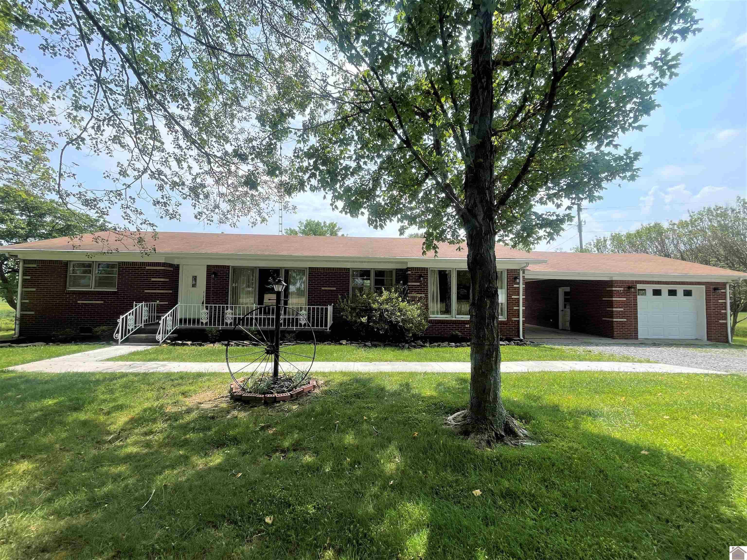 178 Airport Road, Murray, KY 42071