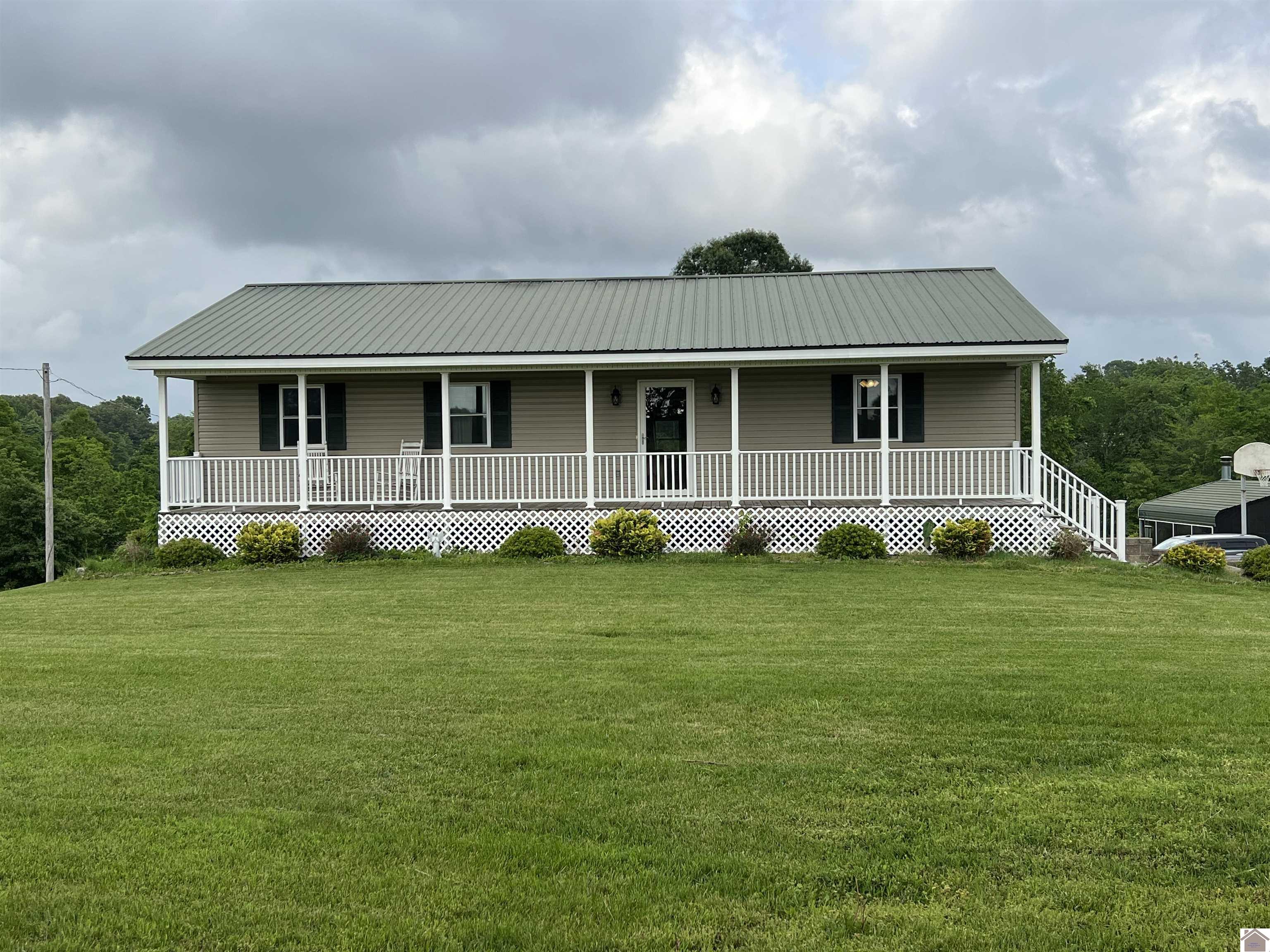1550 St Rt 131, Mayfield, KY 42066