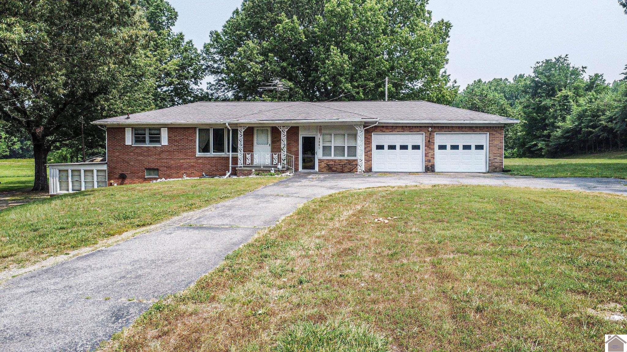 1299 Oak Park Blvd. Calvert City, Kentucky 42029 122346 Paducah