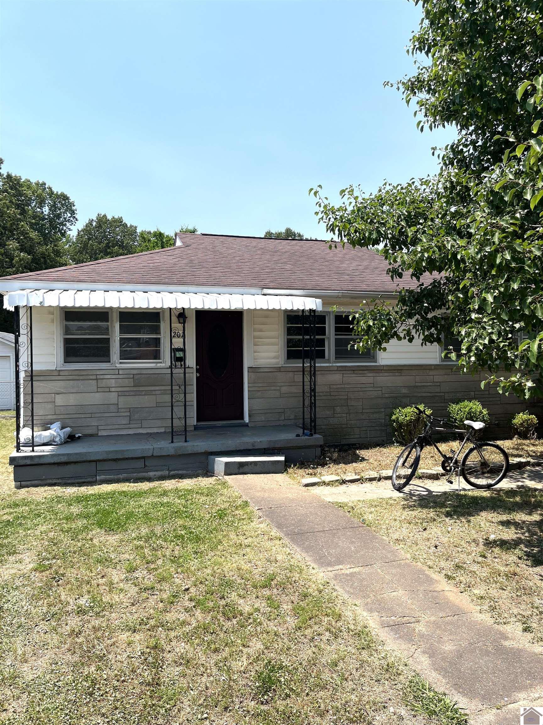 1201 Old Mayfield Paducah KY 42003 Sold