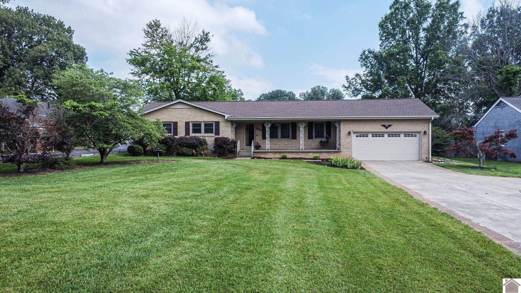 635 Walnut Drive, Paducah, KY 42003