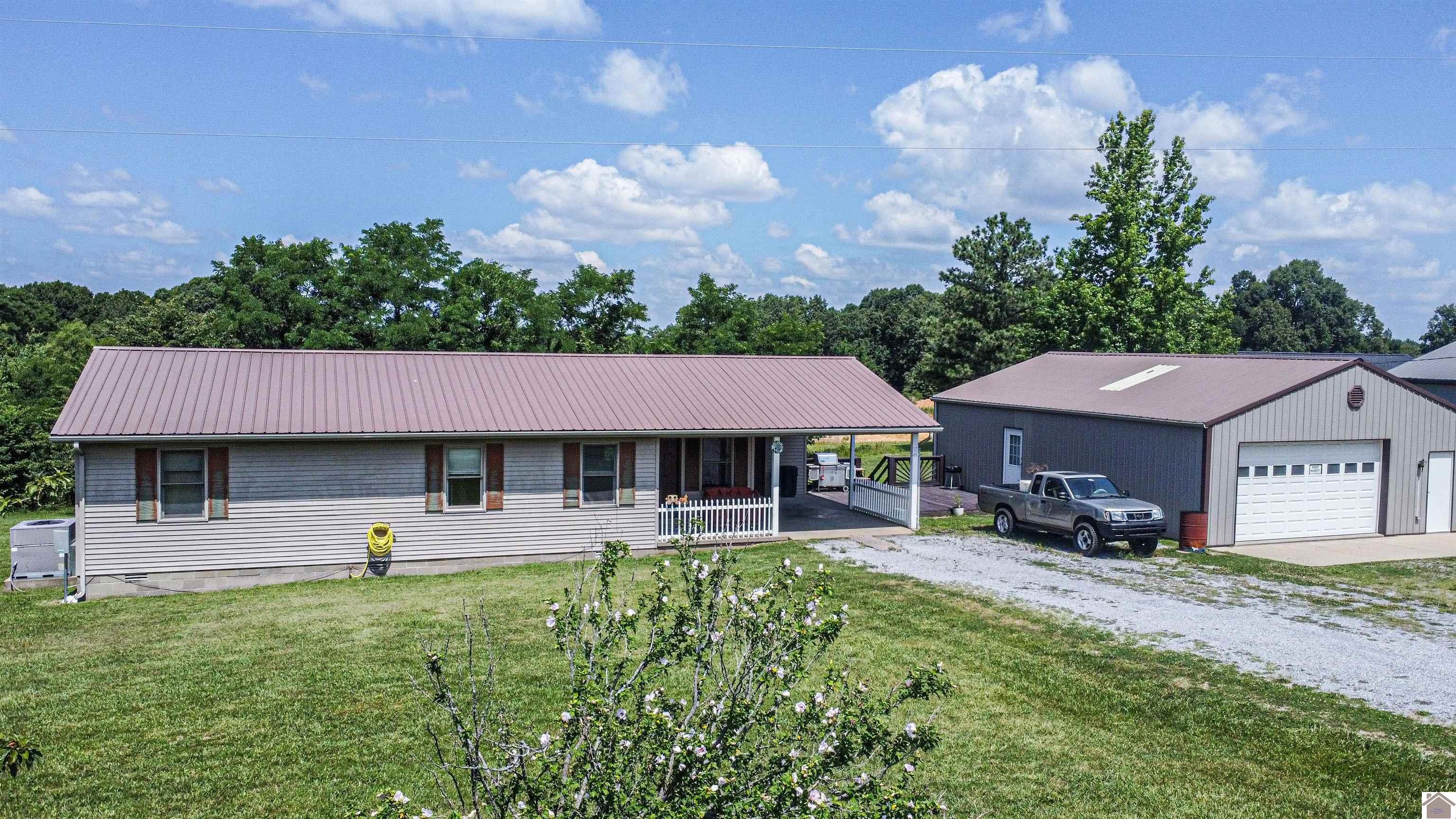 1248 Elkhorn Tavern Rd., Eddyville, KY 42038