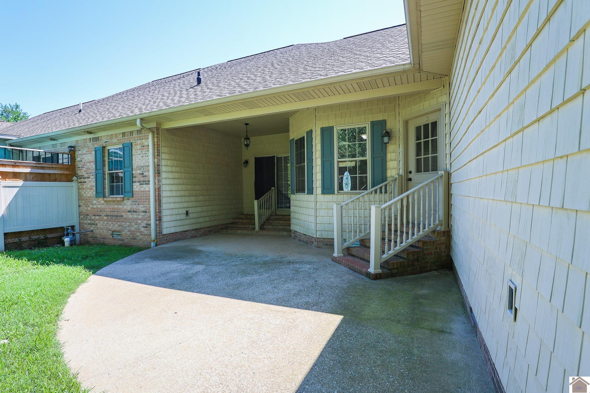 122 Miller Court Paducah KY 42003 Sold