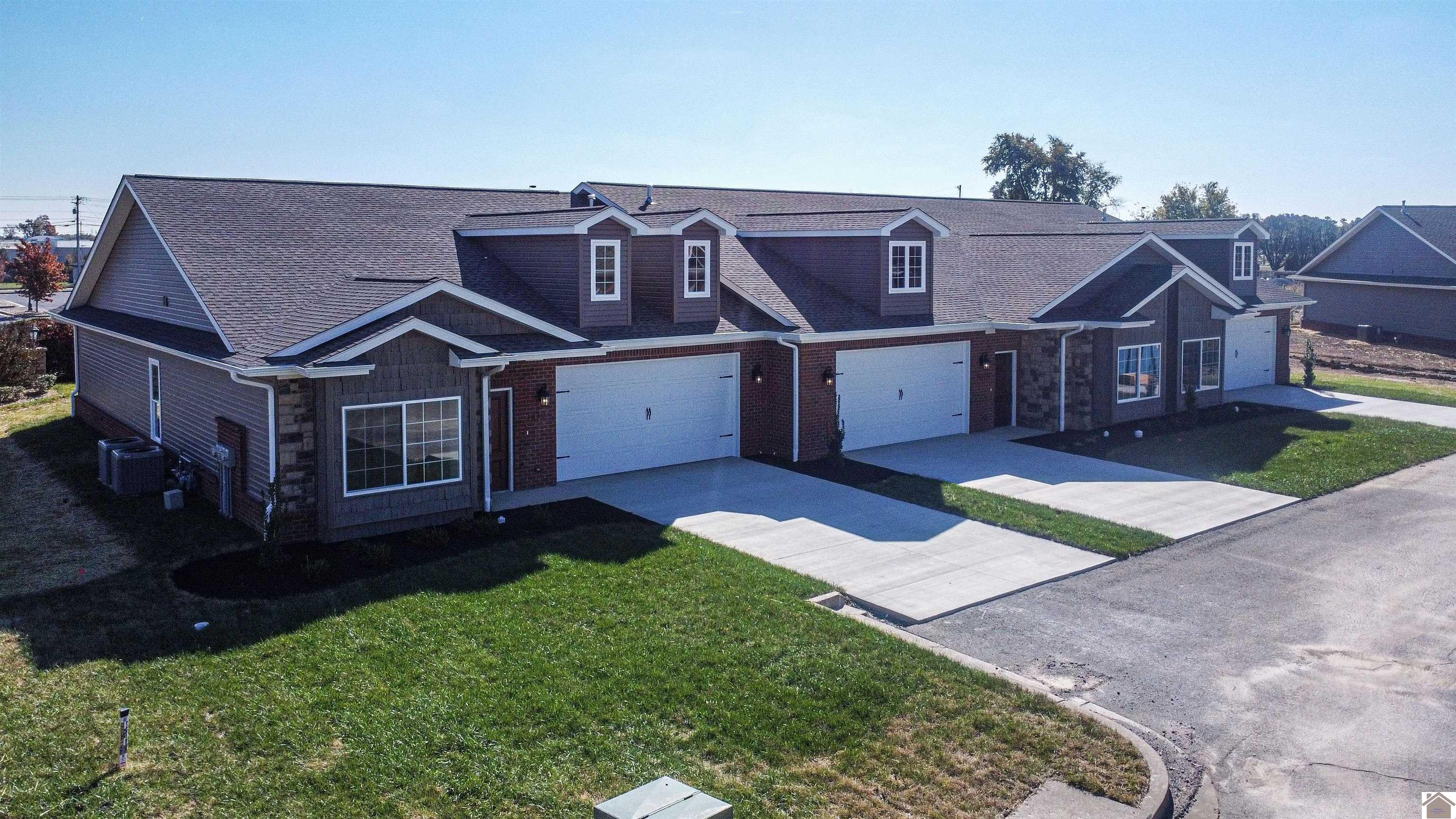 3214 Mallard Circle Paducah, Kentucky 42001 122881 Paducah